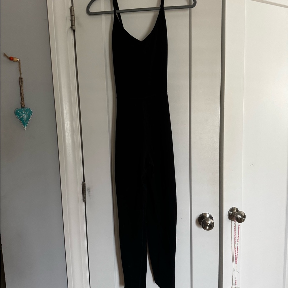 Old Navy Black Sleeveless Jumpsuit